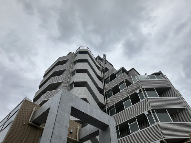 府中市府中町１丁目の賃貸マンションの外観
