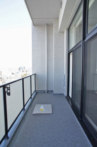プライムメゾン早稲田通りのバルコニー