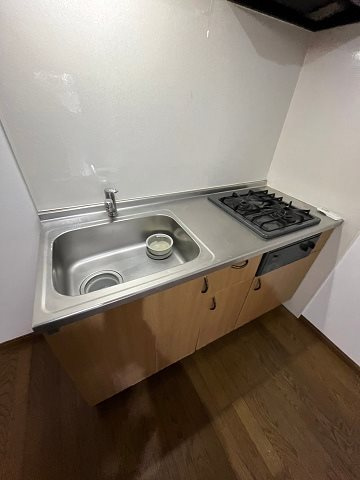 尼崎市南竹谷町１丁目のアパートのキッチン