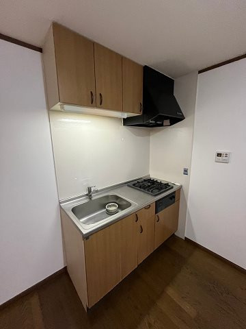 尼崎市南竹谷町１丁目のアパートのキッチン