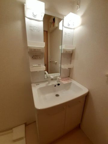 ヒルサイド　ガーデンＡの洗面所