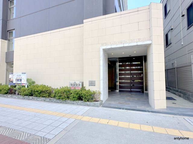 エステムプラザ難波WESTⅡプレディア　仲介手数料無料のエントランス