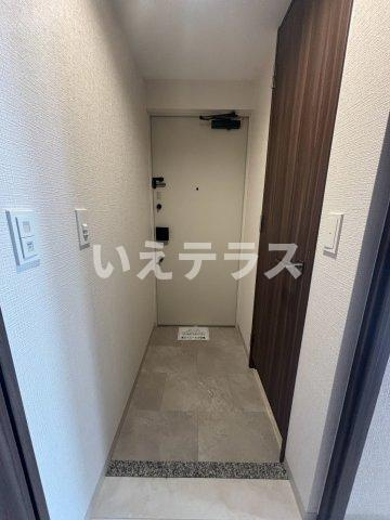 エステムコート新神戸Ⅱ駅前山手の玄関