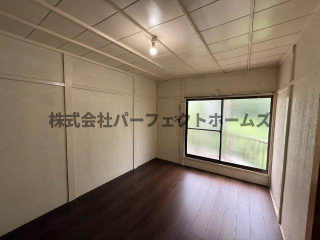 楠根南町テラスハウス　賃貸の洋室|スタンダードな洋室です
