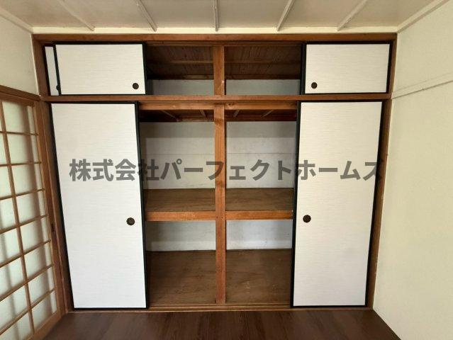 楠根南町テラスハウス　賃貸の収納|十分な収納スペースがあります