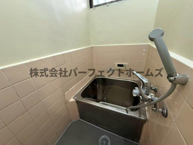 楠根南町テラスハウス　賃貸の浴室|ゆったり過ごせるお風呂です