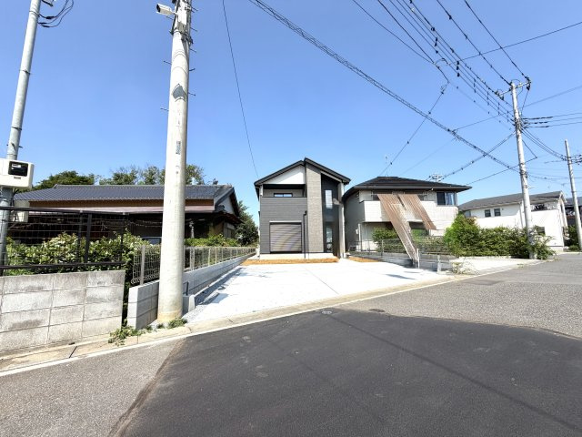 越谷市三野宮１期リガーレ　新築戸建