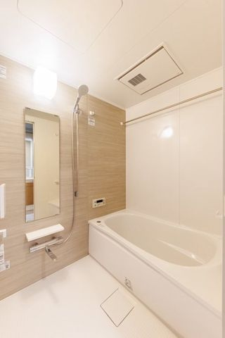 レジディア新川の浴室
