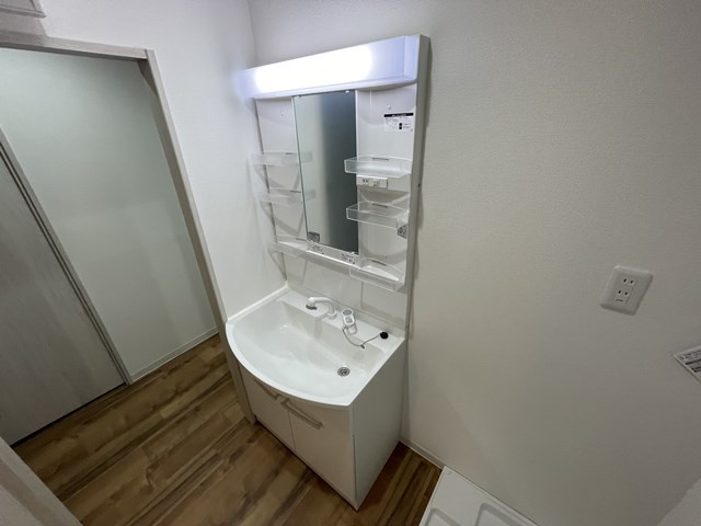 独立洗面化粧台付き☆