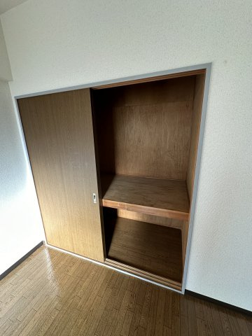 セレクト山之手の収納