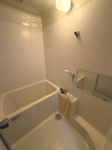 セレクト山之手の浴室