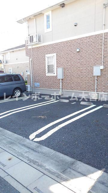 ベルデーアＡ棟の駐車場