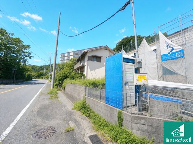 神戸市北区長尾町上津　新築一戸建ての前面道路含む現地写真|周辺は落ち着いた街並みの住宅地！子育てがしやすい住環境です！まだ未完成ですが、現地でしかわからない事もございます。是非一度ご覧ください。