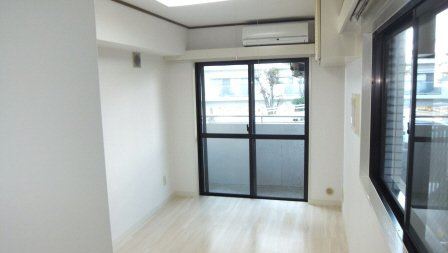 ハートハウス原木中山|閑静な住宅街です。