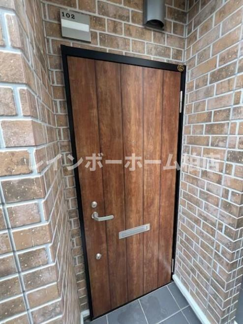 特典：仲介手数料が無料です!!の玄関|毎日通る玄関はこちらです
