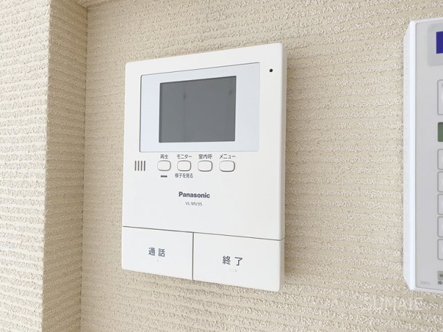 ラディーチェＡのセキュリティ|モニター付きインターホンで安心！