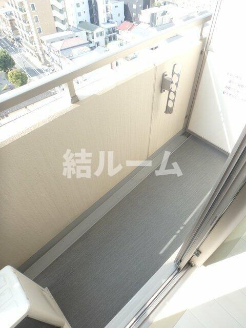 板橋区熊野町の賃貸マンションのバルコニー