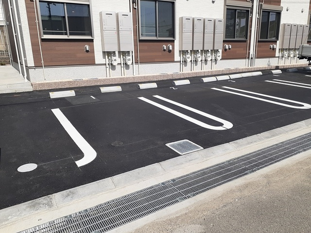 プレッソ　東加古川　Ⅰの駐車場