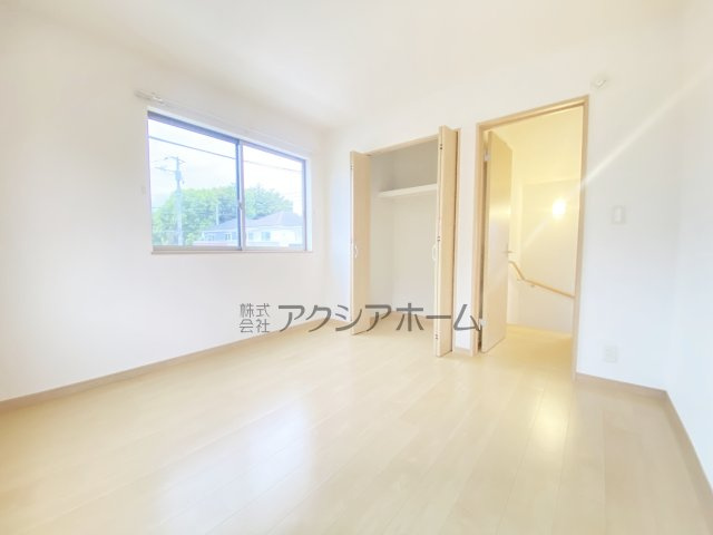 入間市久保稲荷5丁目　中古一戸建　～北西角地～の洋室|2階　洋室　6.1帖