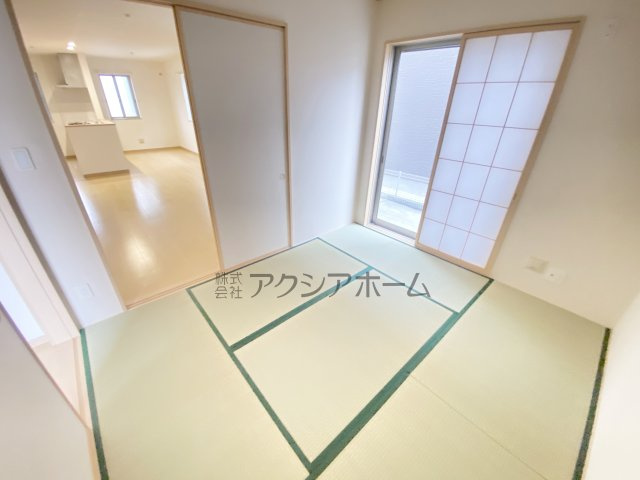 入間市久保稲荷5丁目　中古一戸建　～北西角地～の和室|1階　和室　5.25帖