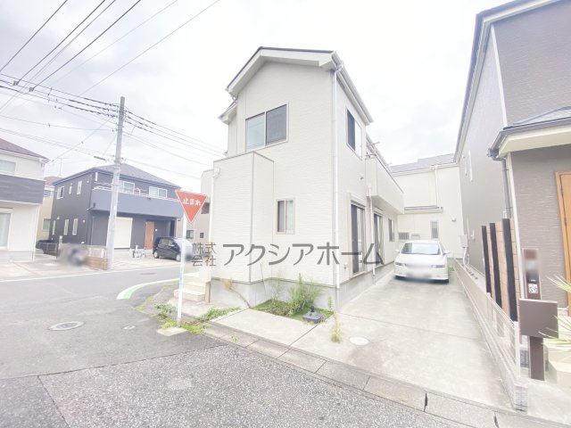 入間市久保稲荷5丁目　中古一戸建　～北西角地～の外観