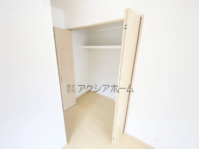 入間市久保稲荷5丁目　中古一戸建　～北西角地～の収納|2階　洋室　7.5帖のクローゼット