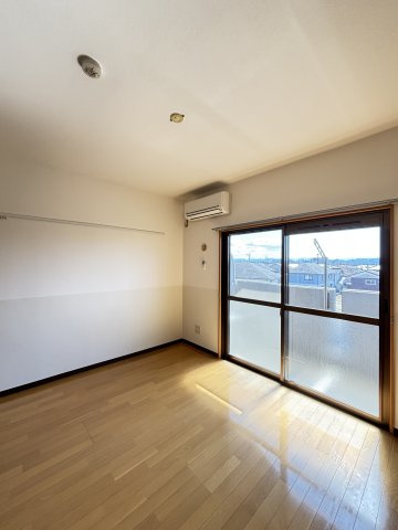 スカイマンションＣの洋室|イメージ302号室の写真