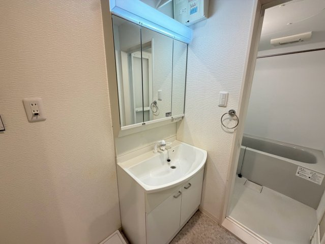 アーブル小阪の洗面所