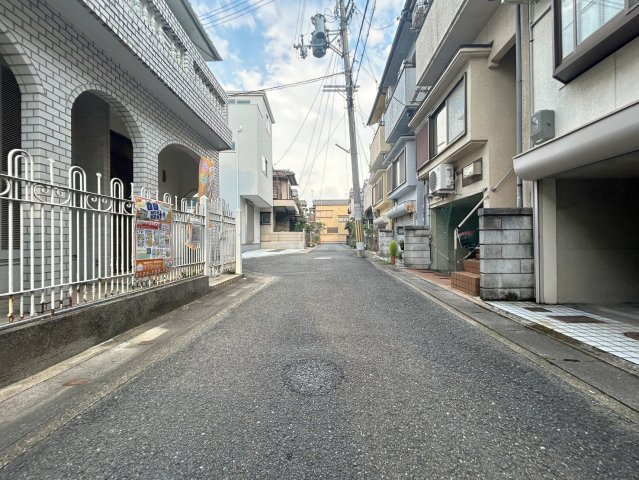 四ノ宮垣ノ内町　3階建て駐車2台プラン|『JRと京阪の２wayアクセス！』
京阪四宮駅駅まで徒歩４分、JR山科駅まで徒歩９分となっております。（R8.8撮影）