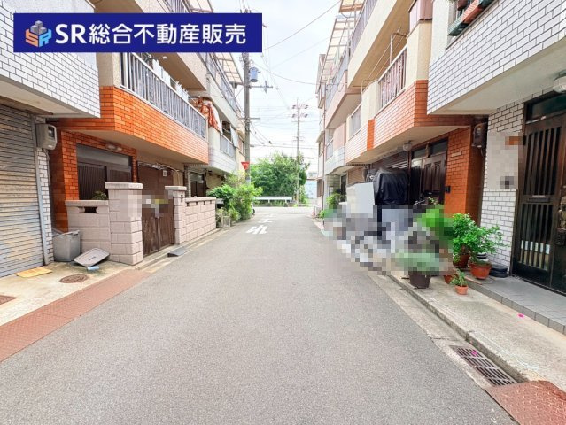 俊徳町5丁目中古戸建の玄関|専門知識を持ったスタッフがお客様に合った住宅ローンのご提案を致します☆