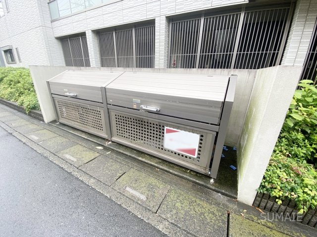 ラディーチェＡのその他共用部分|専用ゴミ置き場！