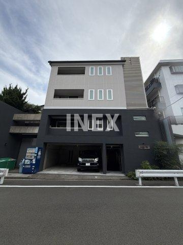 コリーナ横浜の外観
