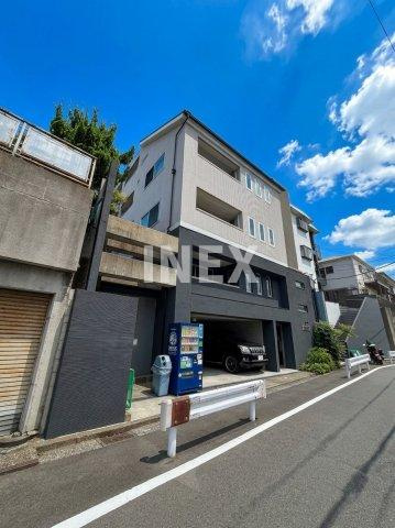 コリーナ横浜の外観