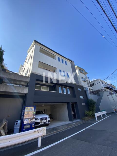 コリーナ横浜の外観