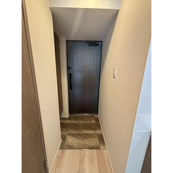 CREST TAPP金山　名古屋市賃貸　仲介手数料無料の玄関