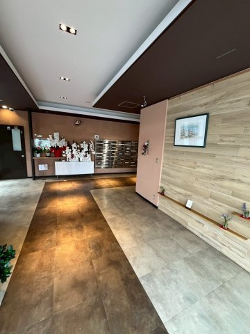 ファミリーコーポ市ヶ尾のエントランス