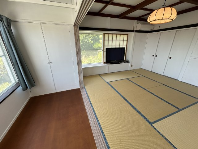 下田市　碁石が浜分譲地の和室