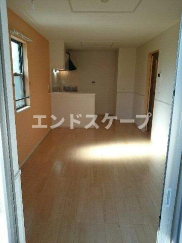 シルクガーデンⅡの居間・リビング|高崎、前橋のお部屋探しはエンドスケープまで！お客様の理想お聞かせ下さい♪