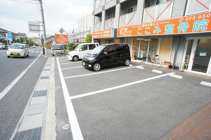 K-HOUSEの駐車場