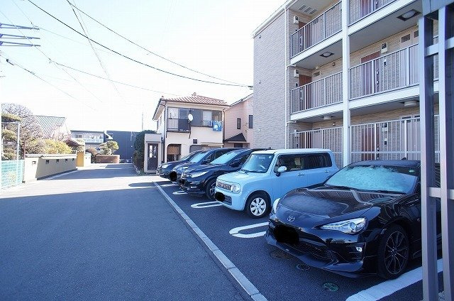 ルミウス祇園の駐車場