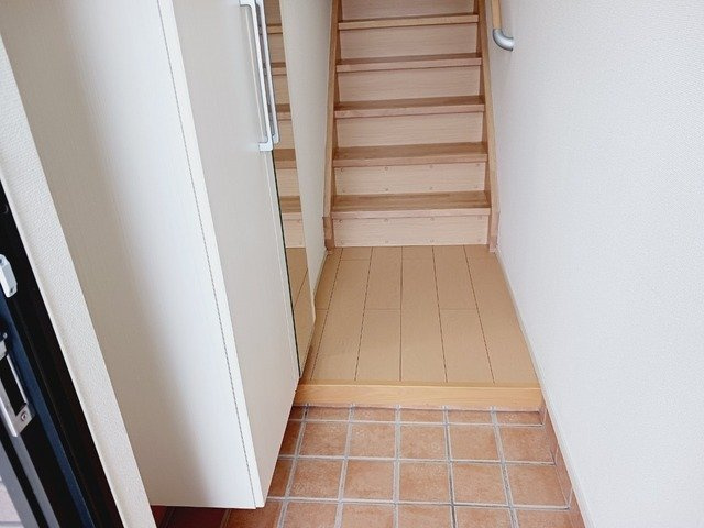 メゾン　ボヌールの玄関