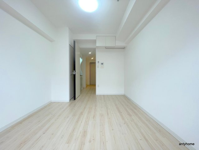 セレニテ本町グランデ　仲介手数料無料の洋室