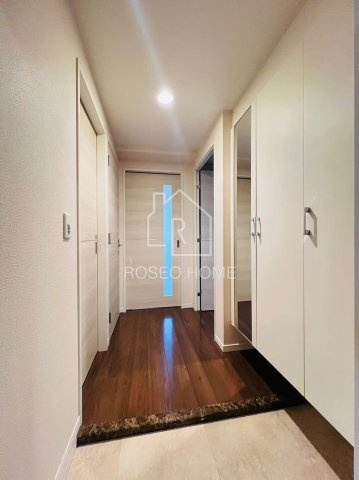 レジデンス富貴屋の玄関