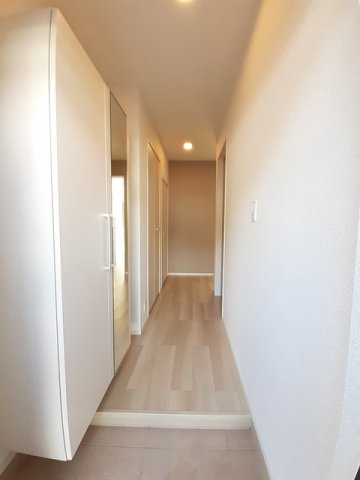 徳島市八万町新貝のアパートの玄関