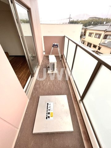 ローブコート六地蔵駅前のバルコニー