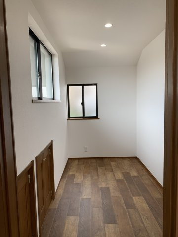 東朝霧丘　中古一戸建てのその他|納戸