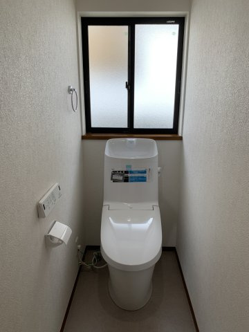 東朝霧丘　中古一戸建てのトイレ