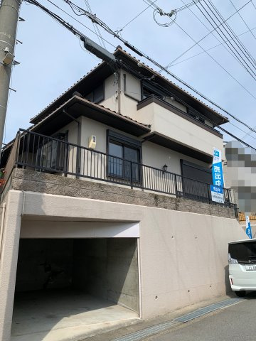 東朝霧丘　中古一戸建ての外観
