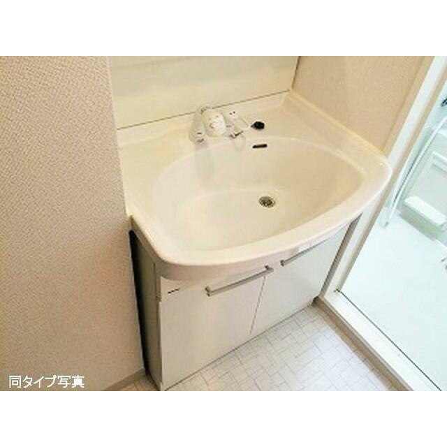コンフォリア墨田立花の洗面所