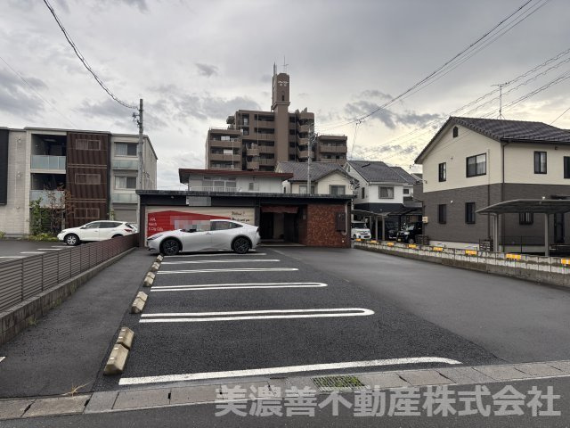 ６７３７７　岐阜市茜部菱野４丁目中古戸建の外観